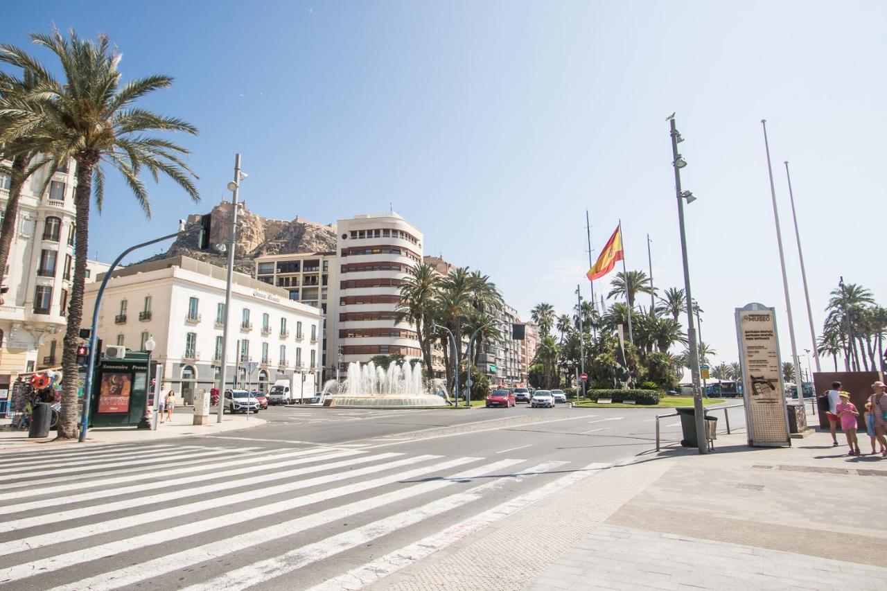 First Line Luxury Apartments Alicante Exteriör bild