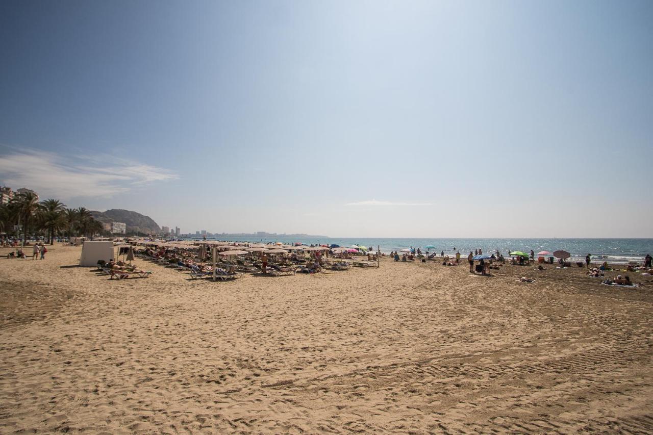 First Line Luxury Apartments Alicante Exteriör bild